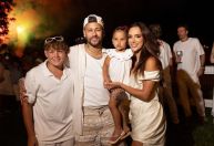 Bruna Biancardi abre álbum de Réveillon com Neymar e filhos do jogador