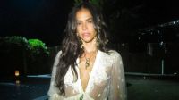 Bruna Marquezine mostra fotos do Réveillon com vestido de R$ 54 mil