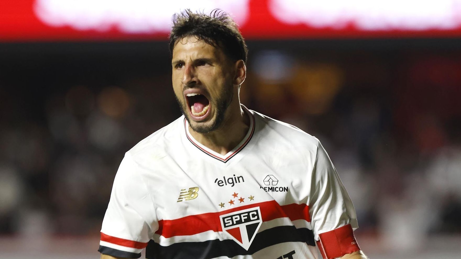 São Paulo anuncia a renovação de contrato de Calleri; veja detalhes