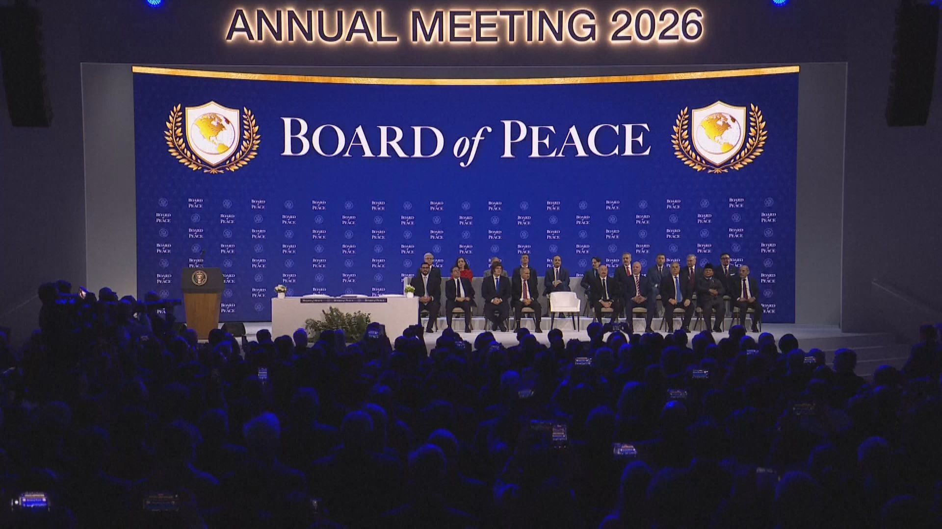 cerimônia de formalização do Conselho de Paz, em Davos, na Suíça (1)