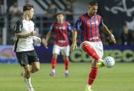 De virada, Bahia vence Corinthians na Vila Belmiro pelo Brasileirão