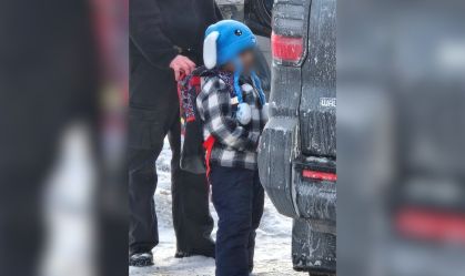 O que acontece agora com o menino de 5 anos após ser liberado pelo ICE?