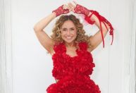À CNN, Daniela Mercury celebra 10 anos de bloco no Carnaval de São Paulo
