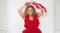 À CNN, Daniela Mercury celebra 10 anos de bloco no Carnaval de São Paulo