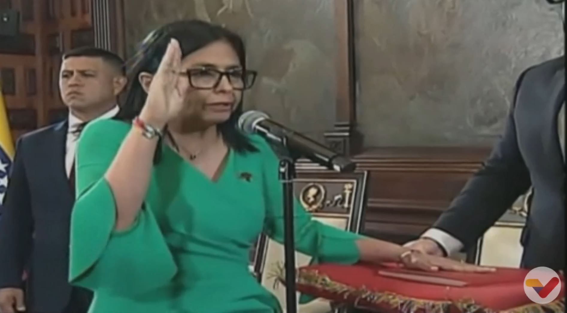 Delcy Rodríguez toma posse como presidente interina da Venezuela após captura de Nicolás Maduro