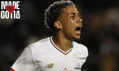 São Paulo venceu Portuguesa por 2 a 0