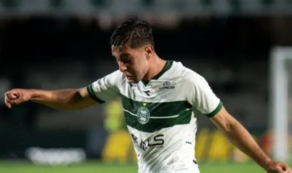 Coritiba tropeça e perde para Foz do Iguaçu na estreia do Paranaense