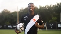 Vasco oficializa contratação do colombiano Marino Hinestroza; veja detalhes