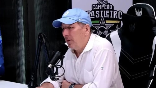 John Textor assumiu ter recebido propostas por jogadores do Botafogo, mas negou ter seguido com negociações