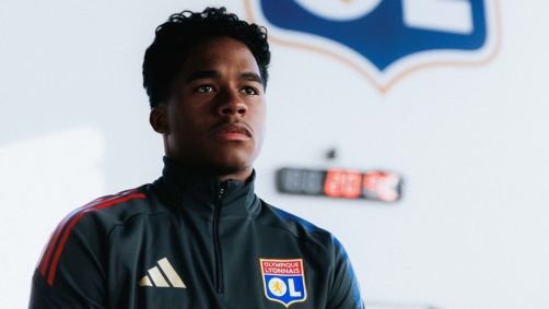 Endrick durante treino no seu novo clube, o Lyon