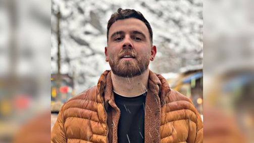 Erfan Soltani, de 26 anos, foi preso em meio aos protestos no Irã e deve ser executado nesta quarta-feira (14), segundo a ONG Hensaw.