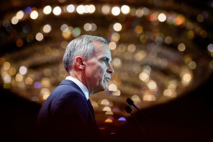 Primeiro-ministro canadense, Mark Carney, discursando em Pequim em 16/01/2026