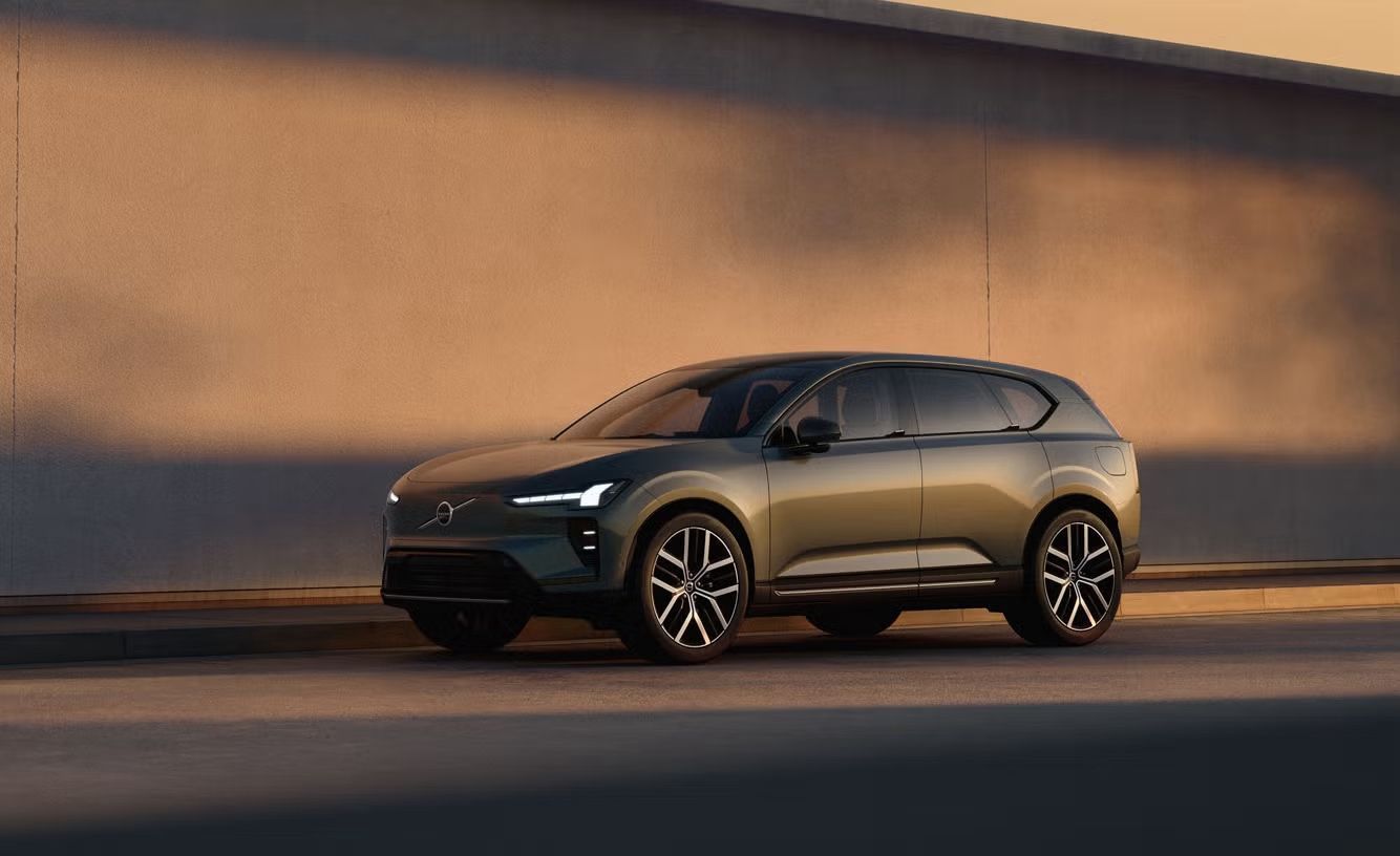 Novo Volvo EX60 chega ao Brasil este ano