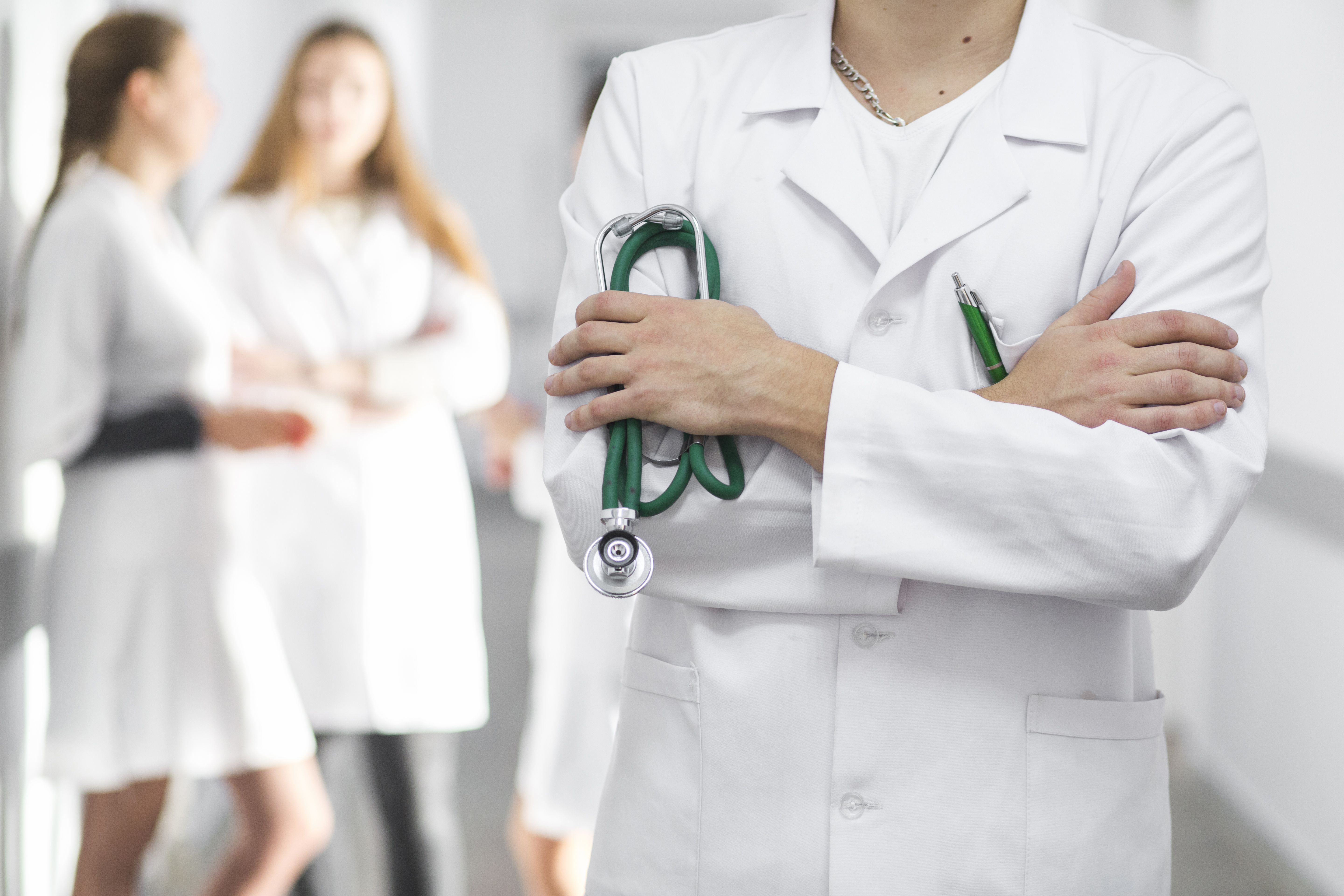 Ranking revela as principais dúvidas dos médicos brasileiros sobre residência médica