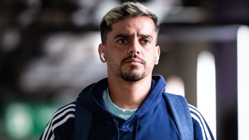 Fagner em chegada ao estádio do Mineirão