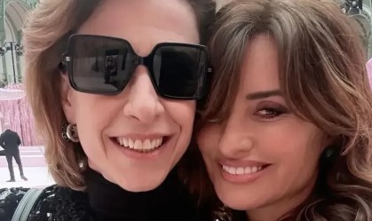 Fernanda Torres publica foto ao lado de Penélope Cruz em Paris