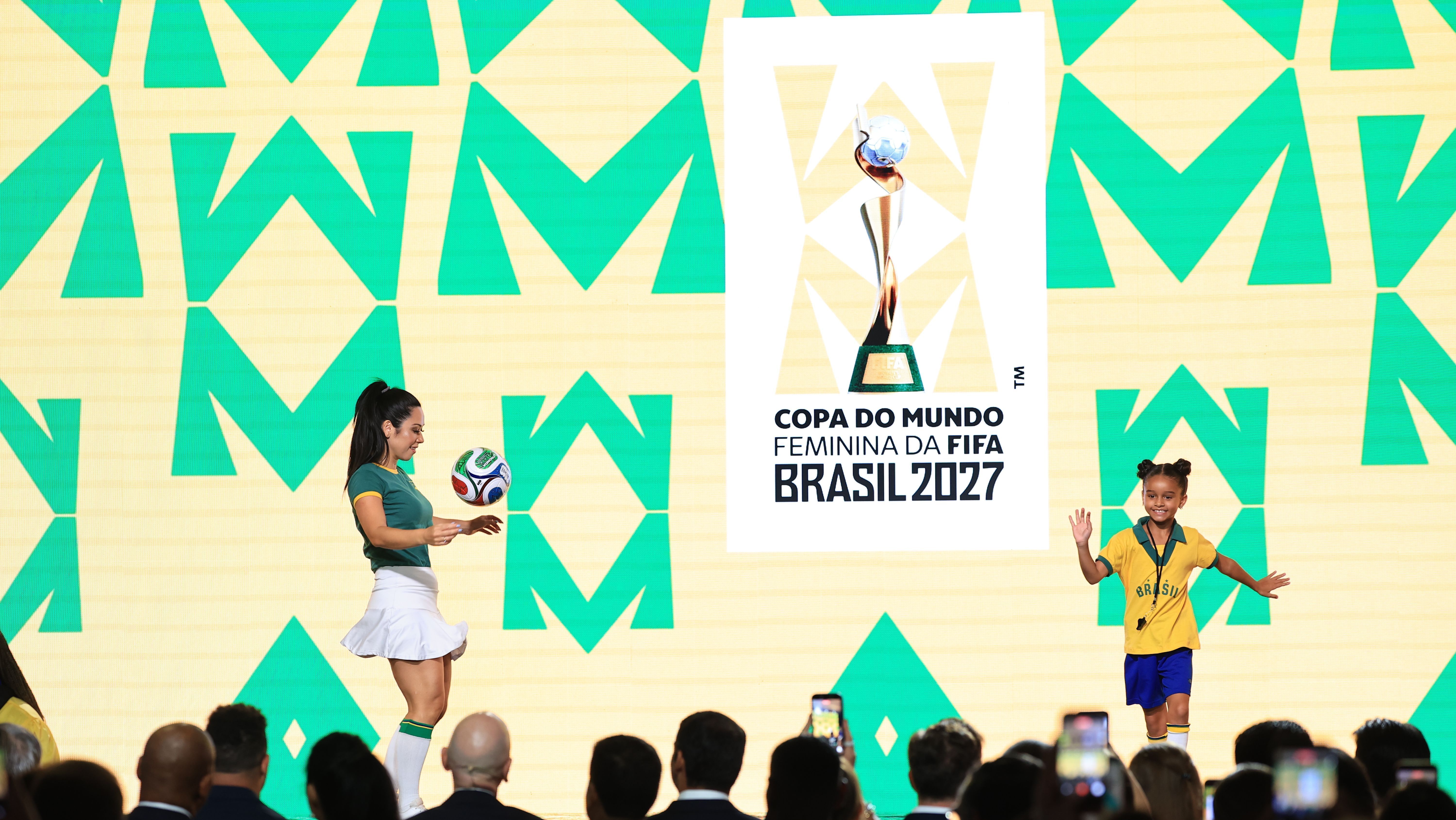 Fifa lançou oficialmente a marca da Copa do Mundo Feminina de 2027, que será realizada no Brasil