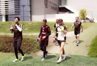 Elenco do Flamengo não consegue pousar em SP devido à tempestade