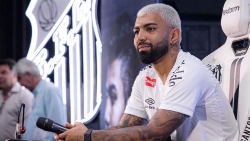Gabigol em apresentação no Santos