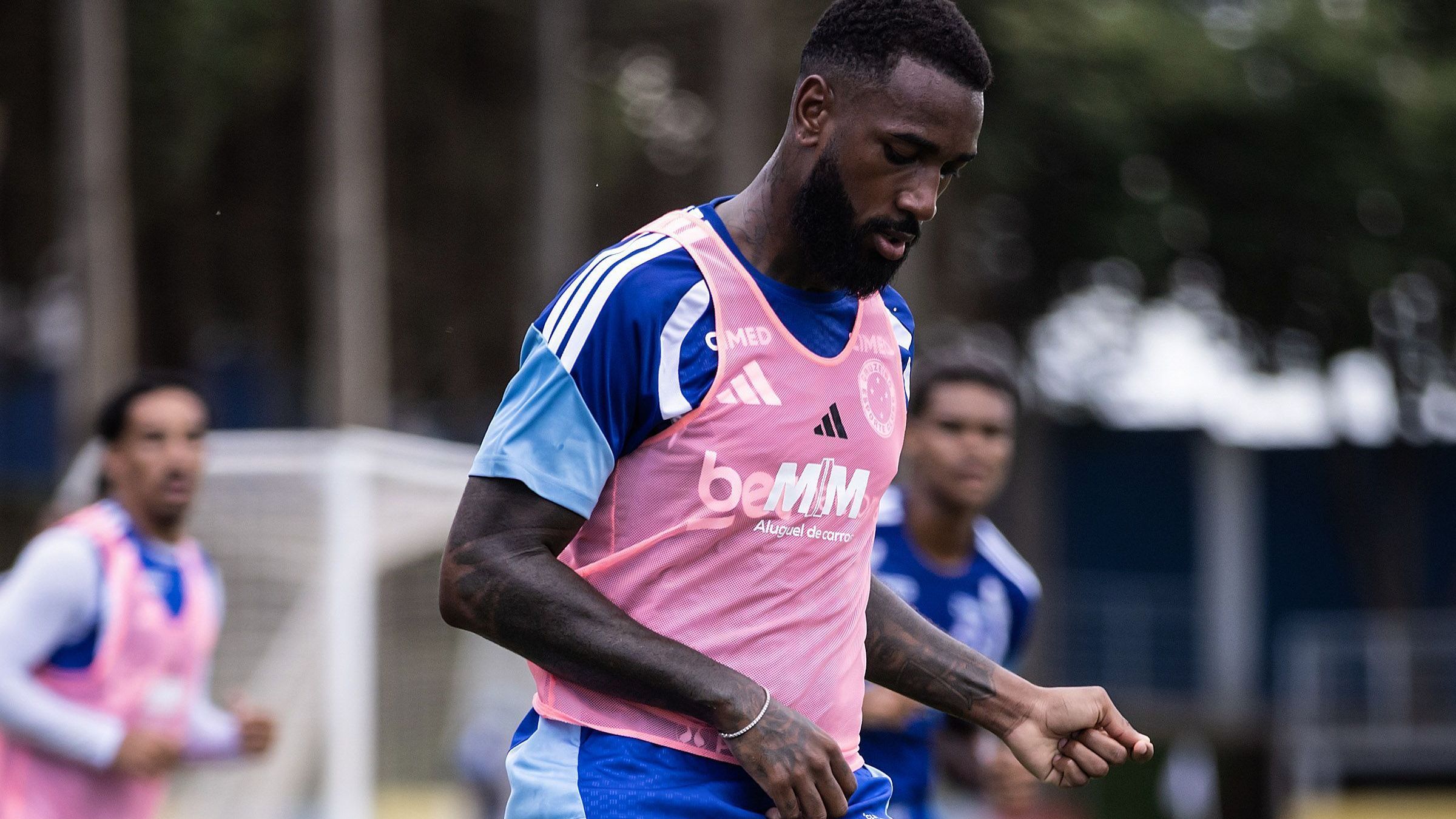 Gerson durante treino no Cruzeiro