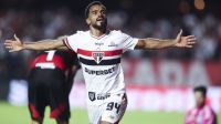 São Paulo vira sobre o Flamengo pelo Brasileirão e alivia crise
