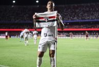 "Correr mais e falar menos", diz Luciano em vitória do São Paulo