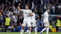 Gonzalo García marca três, Real Madrid goleia Betis e encosta no Barcelona