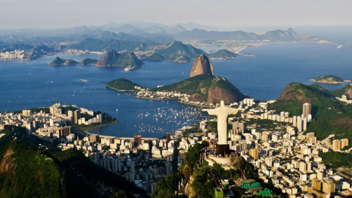Rio de Janeiro e destinos de praia lideram buscas para o Carnaval