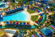 Salva-vidas morre após ser sugado por ralo em famoso parque de SP