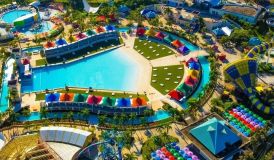 Salva-vidas morre após ser sugado por ralo em famoso parque de SP