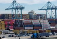 Tarifa atingirá 15% ou mais para alguns países, diz representante dos EUA