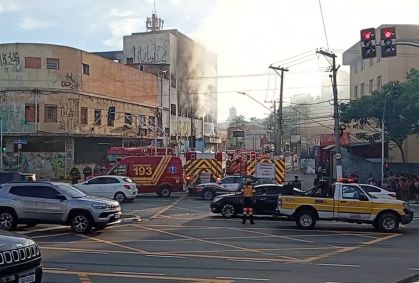 Mãe de bebê que morreu em incêndio em SP é presa em flagrante por abandono