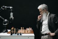 "O risco é terceirizar o pensamento", diz ex-diretor do Linkedin sobre IA