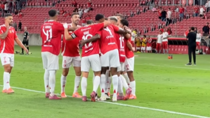 Felix Torres fez o segundo gol do Internacional