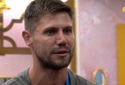 Jonas Sulzbach, do BBB 26, é acusado de homofobia após discussão no reality