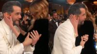 Wagner Moura recebe beijo de Julia Roberts ao ganhar prêmio de Melhor Ator