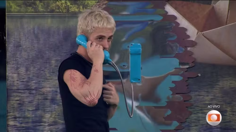 BBB 26: Juliano atende ao quarto Big Fone da semana e participa de decisão