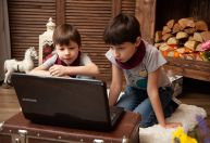 Pais poderão limitar o tempo no YouTube Shorts; entenda