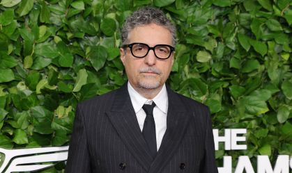 Kleber Mendonça Filho critica demolição do teatro de "Sai de Baixo"