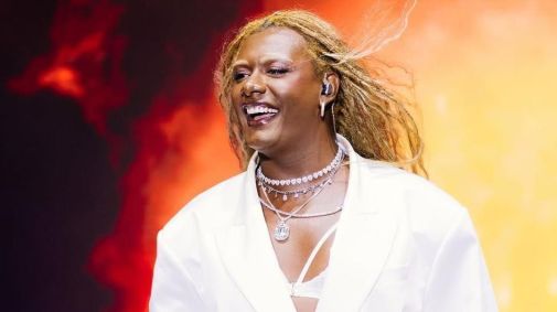 Liniker foi destaque na lista de 30 personalidades trans