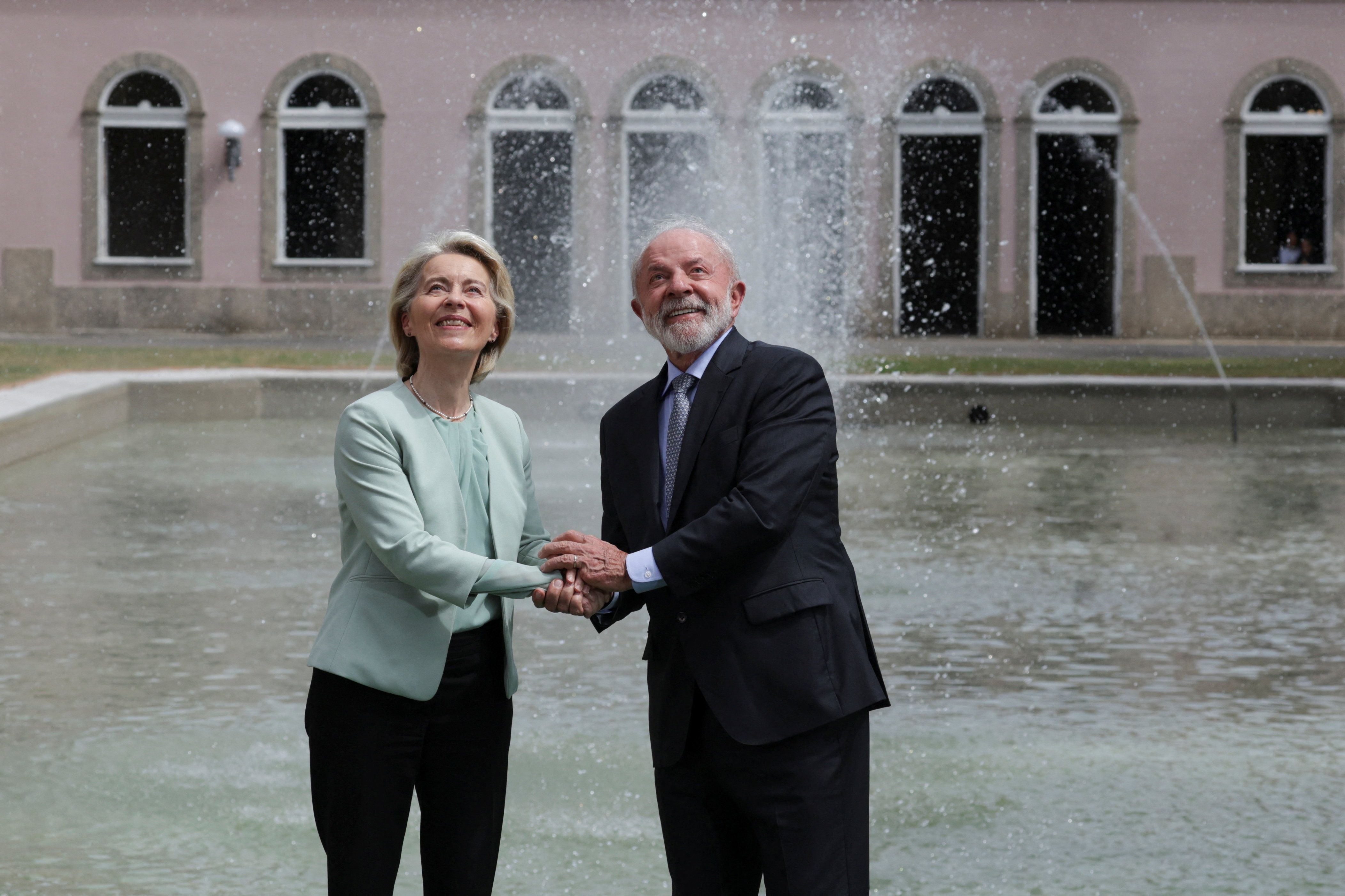 Presidente Luiz Inácio Lula da Silva com a presidente da Comissão Europeia, Ursula von der Leyen, no Palácio do Itamaraty, no Rio de Janeiro em 16 de janeiro de 2026