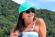 Mãe de Virginia revela lesão após acidente em Goiânia: "Ainda sinto dores"