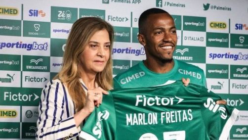 Marlon foi apresentado no Palmeiras nesta quinta-feira (8)