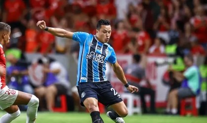 Marlon, do Grêmio, dispara contra Barcellos: "Compraram a arbitragem cedo"