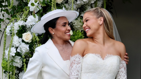 Marta e Carrie Lawrence se casaram nos EUA