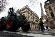Agricultores franceses fazem bloqueio em porto contra acordo Mercosul-UE