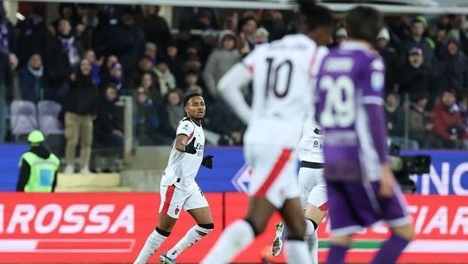 Nkunku marca no fim e Milan empata com a Fiorentina