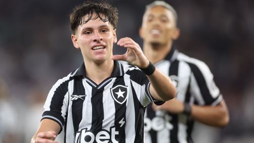 Montoro comemora o gol da vitória do Botafogo contra o Volta Redonda