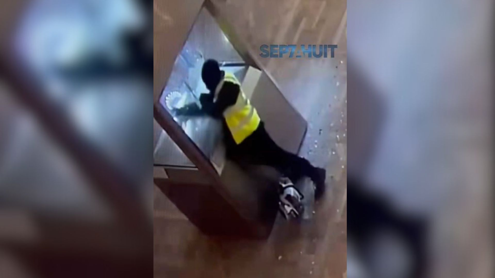Novo vídeo mostra momento em que ladrões roubam joias do Museu do Louvre