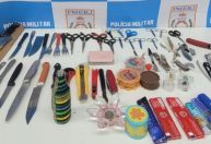 PM apreende quase 50 objetos perfurocortantes em bloco de carnaval no Rio